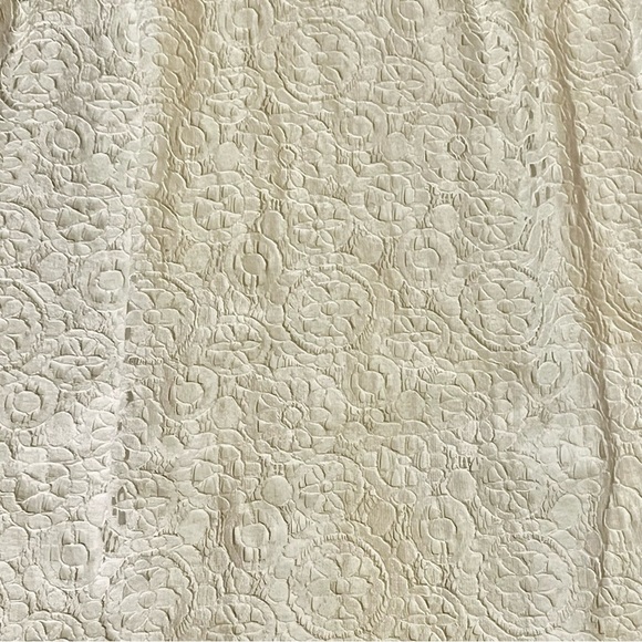 Lilly Pulitzer White Lace Dress | Size 8 - Picture 2 of 9